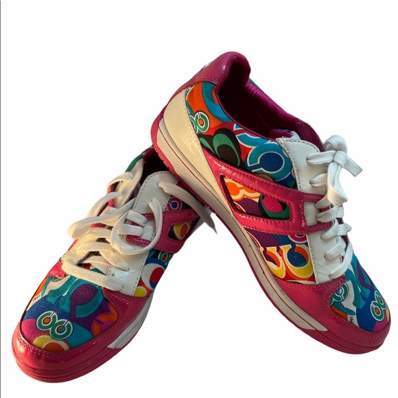 - Coach SZ 11 Poppy C logo sneakers shoes LN Retired Collectible